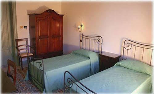 Panormus Hotel 3*